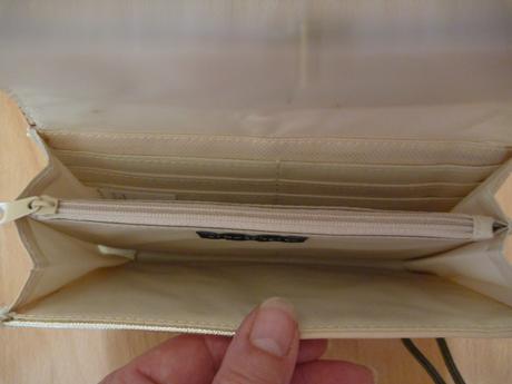 Peňaženka, atmosphere