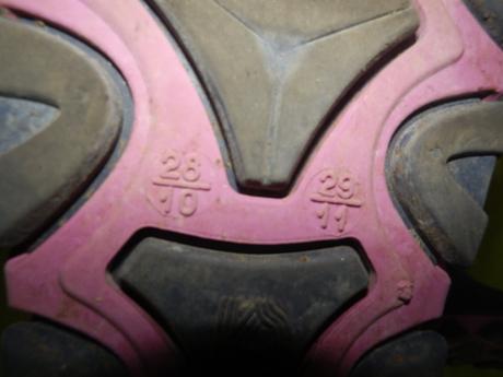 Svietiace gumáky, 29