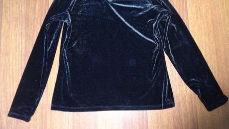 Zamatový top v.38, 38