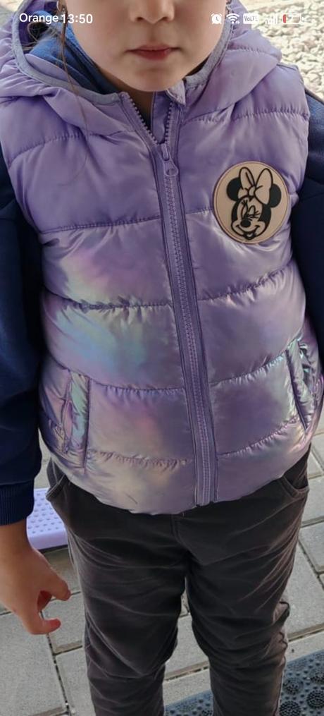 Krásna vesta minnie písaná 104, ale sadne od 92-11, 