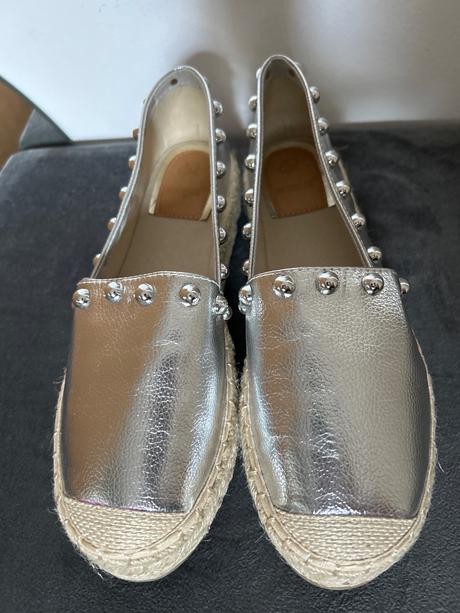 Koženkové strieborné espadrilky č.40, 40