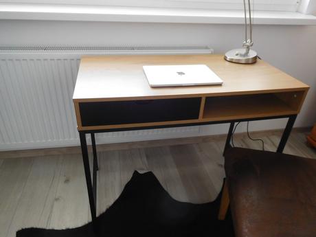 Písací stol+stolička čalunená,, 