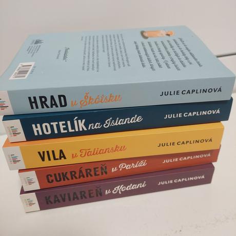 Julie caplinova knihy hrad v škotsku, vila v talia, 