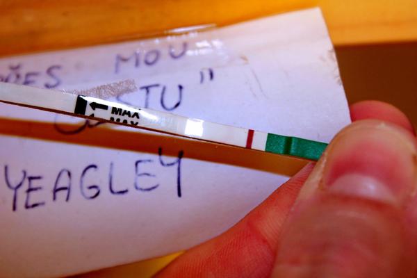 Čo môže byť dôsledkom veľmi skorého pozitívneho testu?