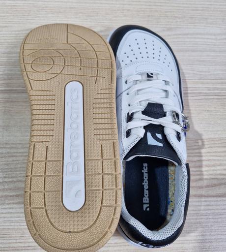 Barebarics wave - white & black 41, be lenka,41