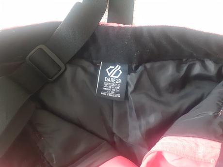 Kvalitné lyžiarske nohavice, 158