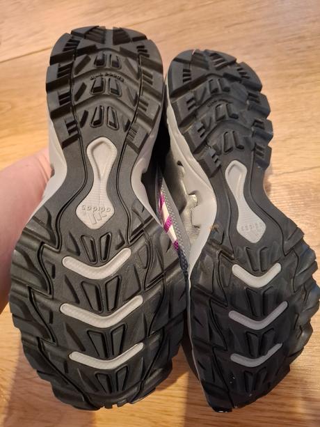 Turistické tenisky adidas, adidas,39