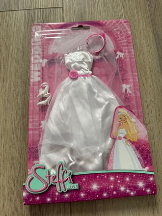 Šaty pre barbie steffi, 