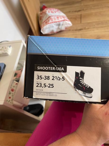 Zimne korcule nastavitelne 35-38, crowned