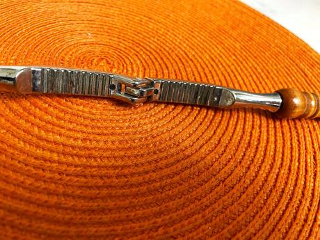 Luskáčik na orechy,