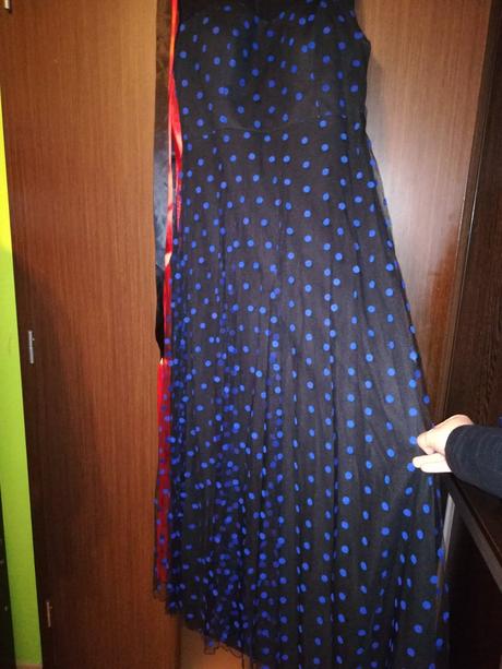 Spoločenské šaty, m