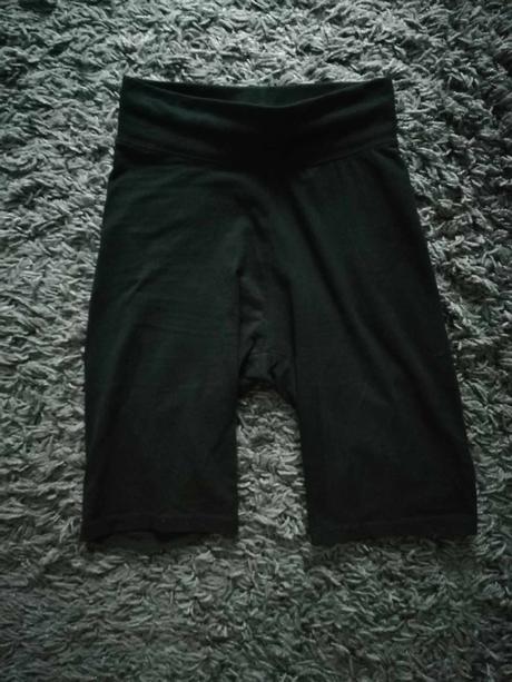 Krátke legíny, sinsay,32