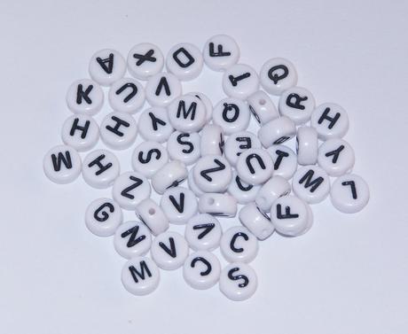 Koralky 4, 6, 8 mm, nite, stuhy, ostatne, 