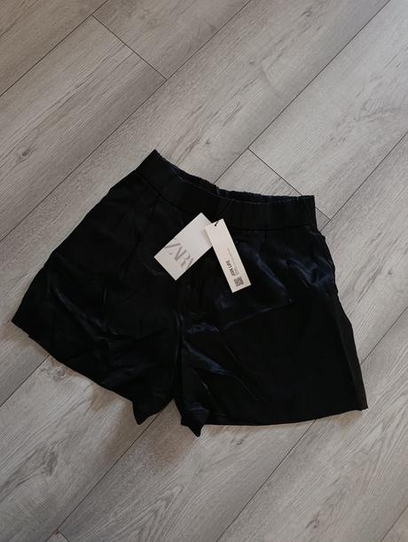 Saténové šortky, zara,s