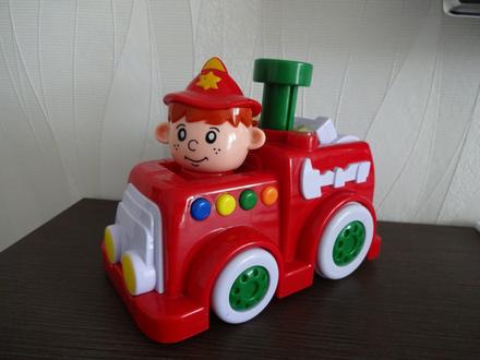 Detska hracka  so zvukmi melodiou a svieti, 