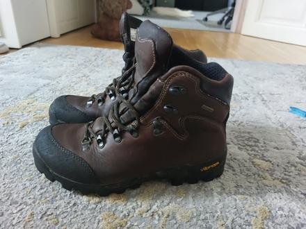 Turisticka obuv, bosp,40