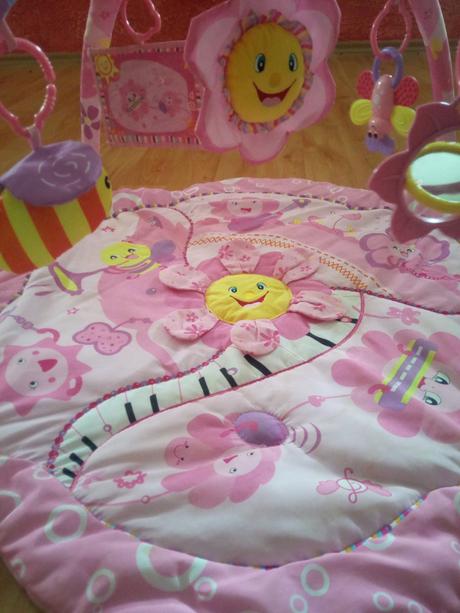 Krásna hracia deka super stav,