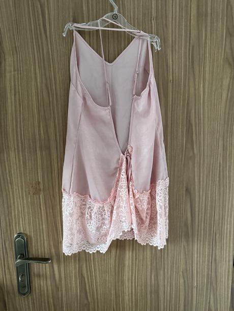 Ružová košielka, s