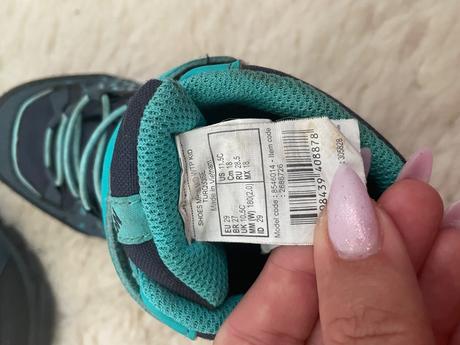 Turisticke topanky, 29