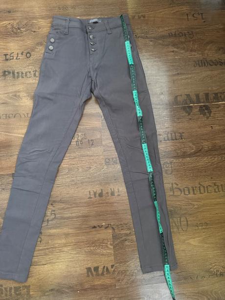 Pevnejšie elastické legíny / nohavice, grace,140