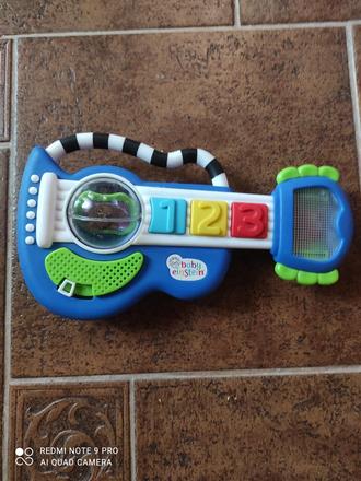 Zvuková hračka gitara,