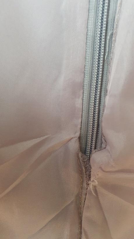 Šaty spoločenské, 36