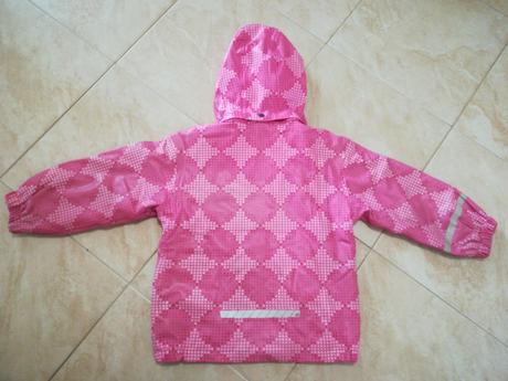 Bunda do dažďa, 116
