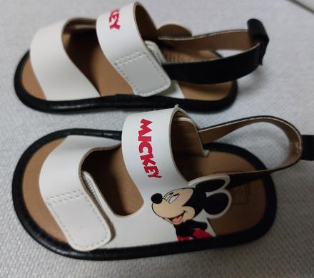 Capačky nové, disney