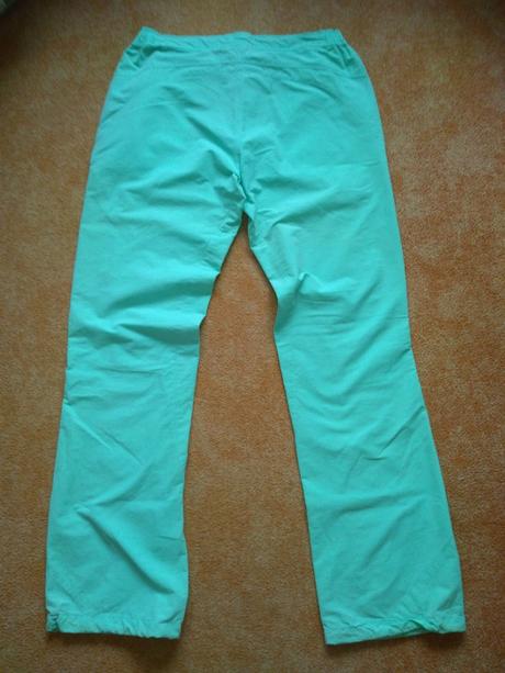 Športové nohavice (inz.č.41), 42