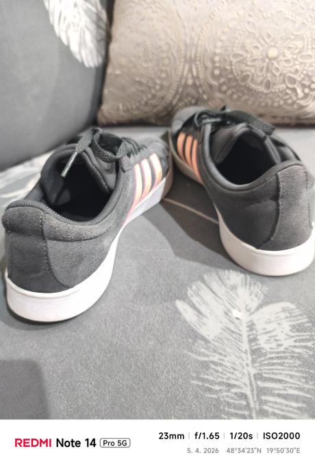 Tenisky, adidas,37