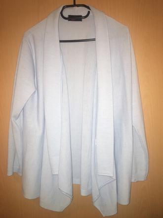 Bledomodrý svetrík, 