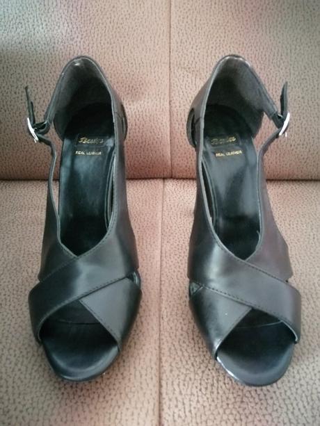 Kozene lodickove sandale, baťa,38