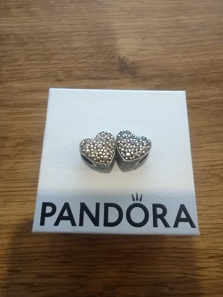28ks pandora prívesky., pandora