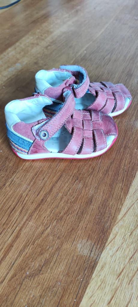 Sandále kožené, 19