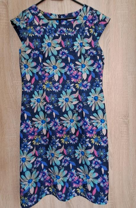 Šaty s kvetmi 42/44, 44