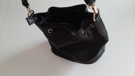 Nová kabelka strapce, 