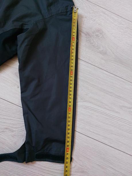 Tenká bunda na turistiku, 116