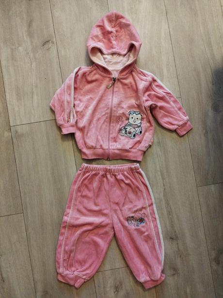 Tepláková súprava, 80