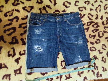 John richmond shortky ako nove,vel.44, 44