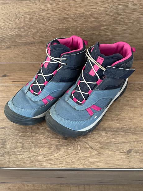 Turistické topánky, 32