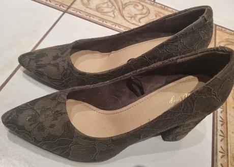 Lodičky - veľ. 39., 39