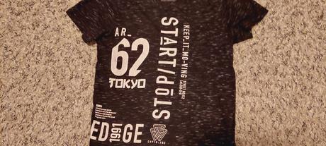 Tričko s obrázkom aj vzadu 10-12 r., chapter young,146