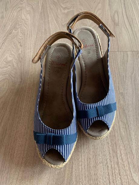 Dámske sandále - veľ. 39, 39