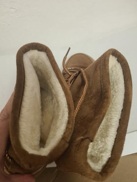 Krasne clenkove cizmy, 39