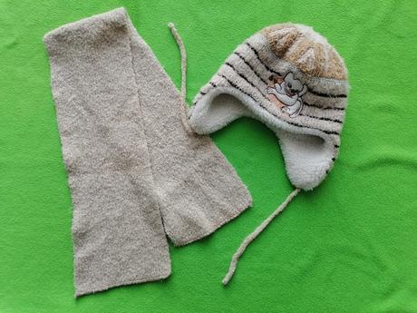 Čiapka a šál, 110