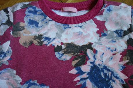 Kvietkovaná mikina 146-152, 146