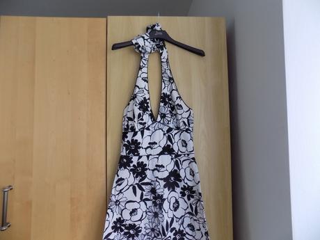 Dámske čiernobiele šaty č.s, s