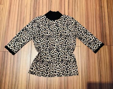 Krásny elegantný leopardi svetrik zara, zara,m