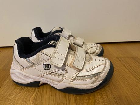 Wilson tenisky, 30
