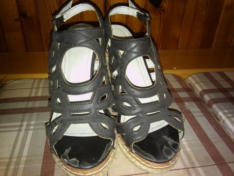 Sandálne na klinovom opatku, 38